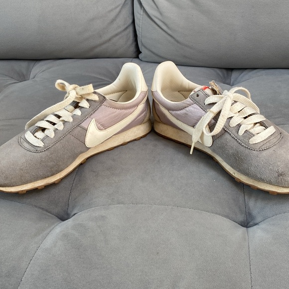 2014 Nike Jcrew trainers - Picture 3 of 11